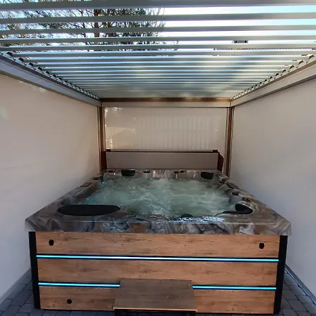 Ogrzewane U Kamili Sztutowo, Jacuzzi, Plac Zabaw, Klimatyzacja, Parking# 884#90#09#01